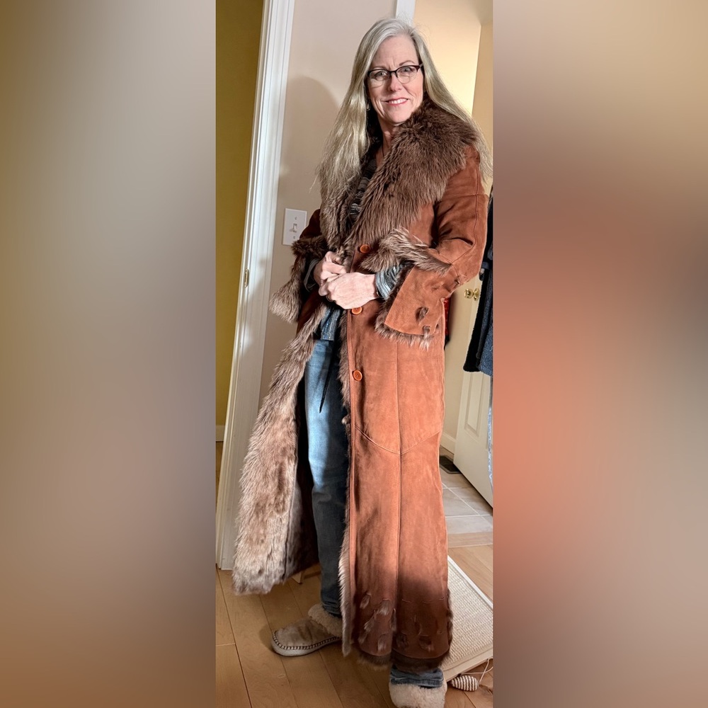 Di Bello Collection Shearling Long Coat - Picture 12 of 14